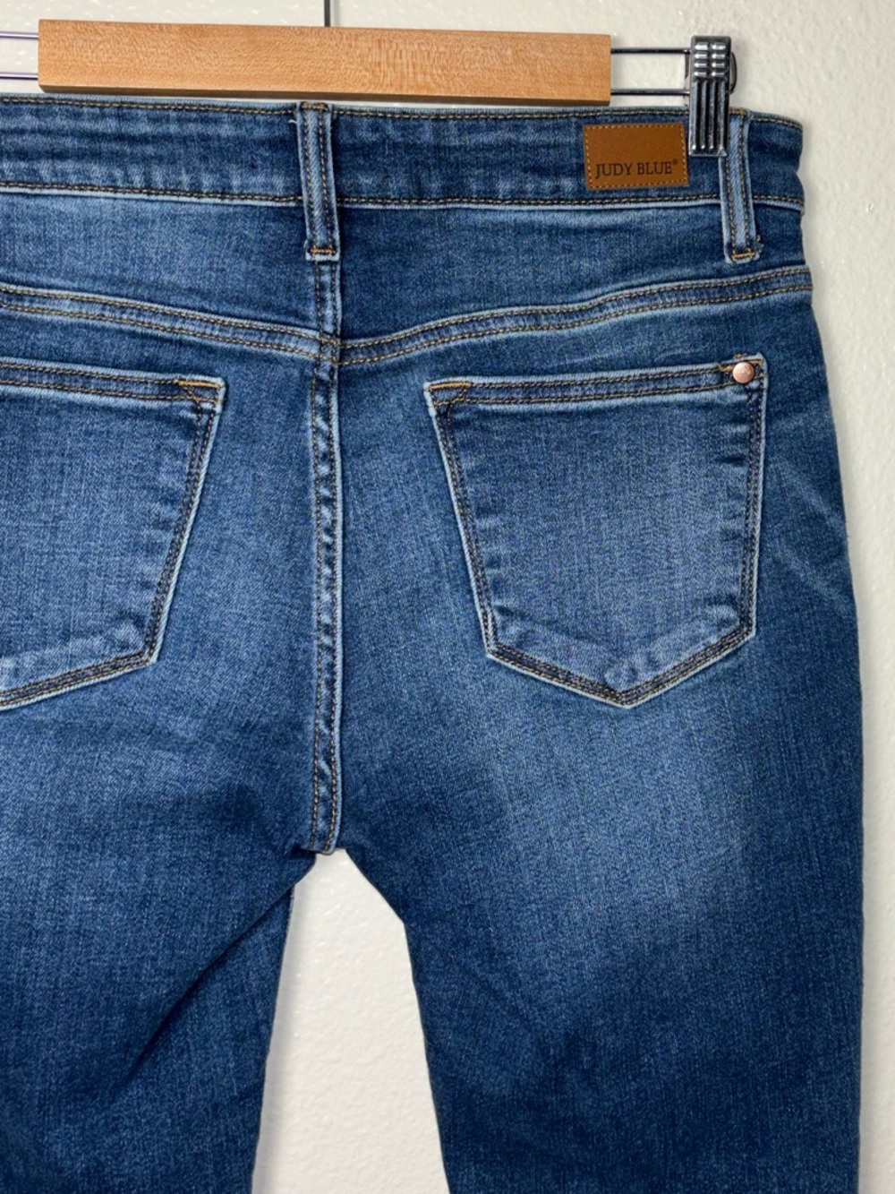 Judy Blue Bristol Sienna Handsand Skinny Jeans Medium Wash Woman's 9 JB82106MD - Picture 15 of 16